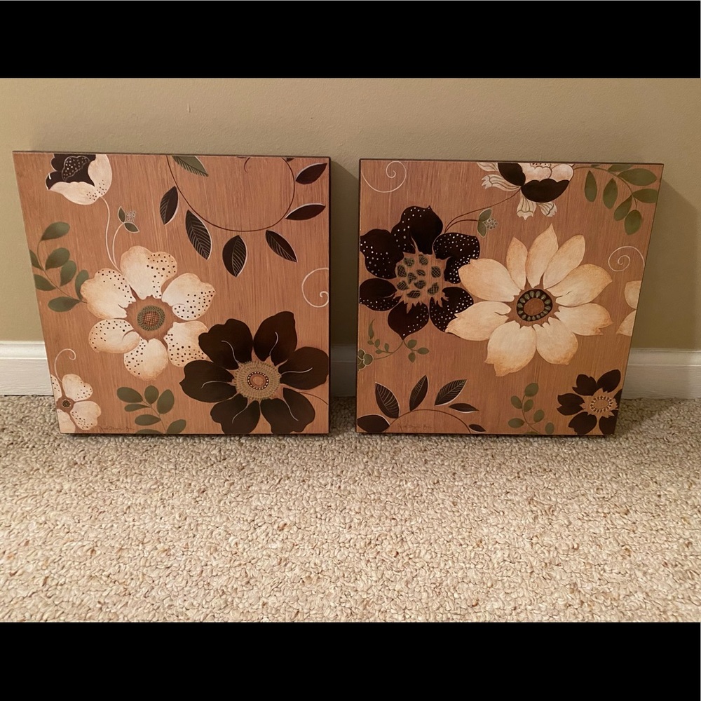 Wooden floral wall hangings